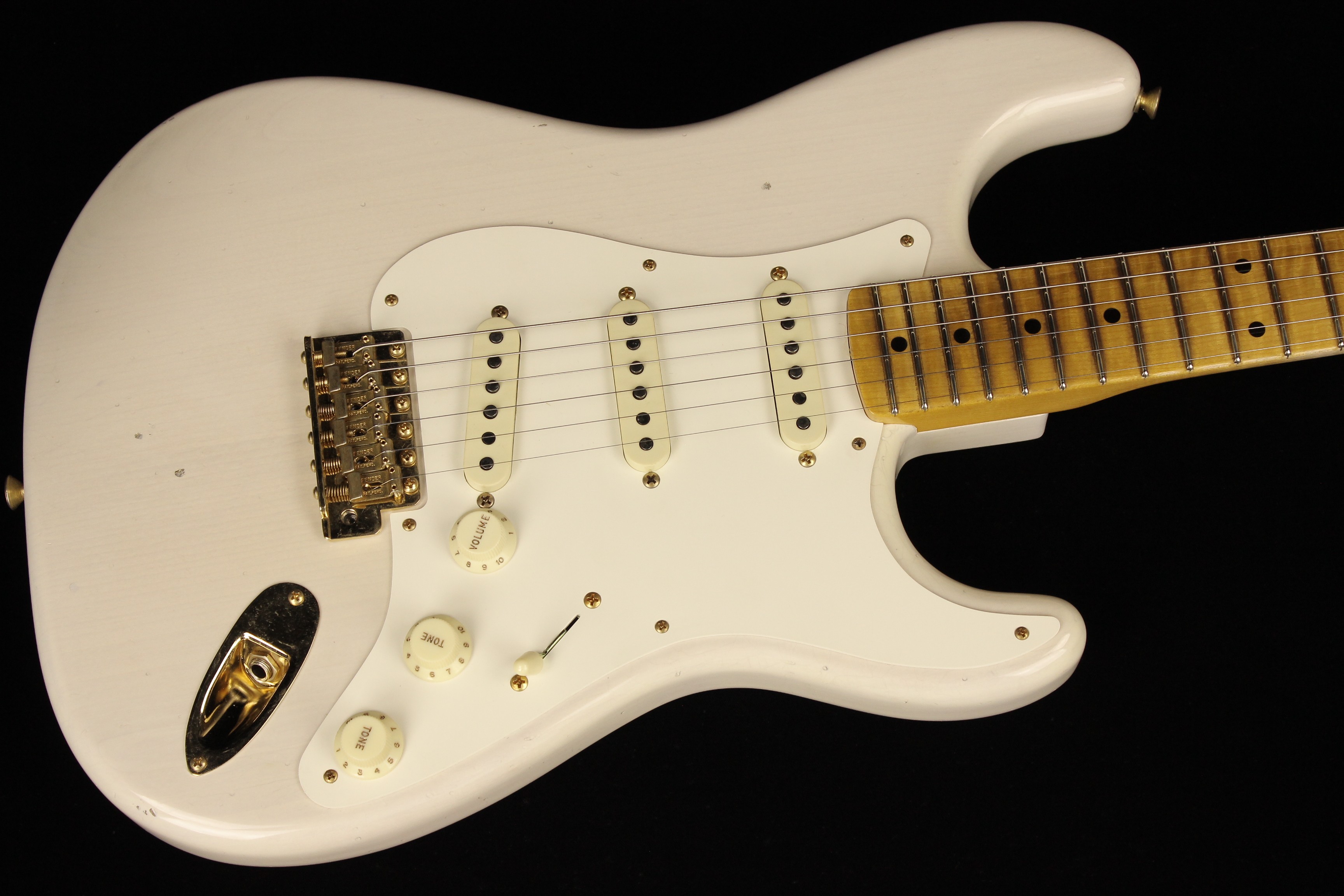 Fender Custom Stratocaster Journeyman Relic White Blonde Sn