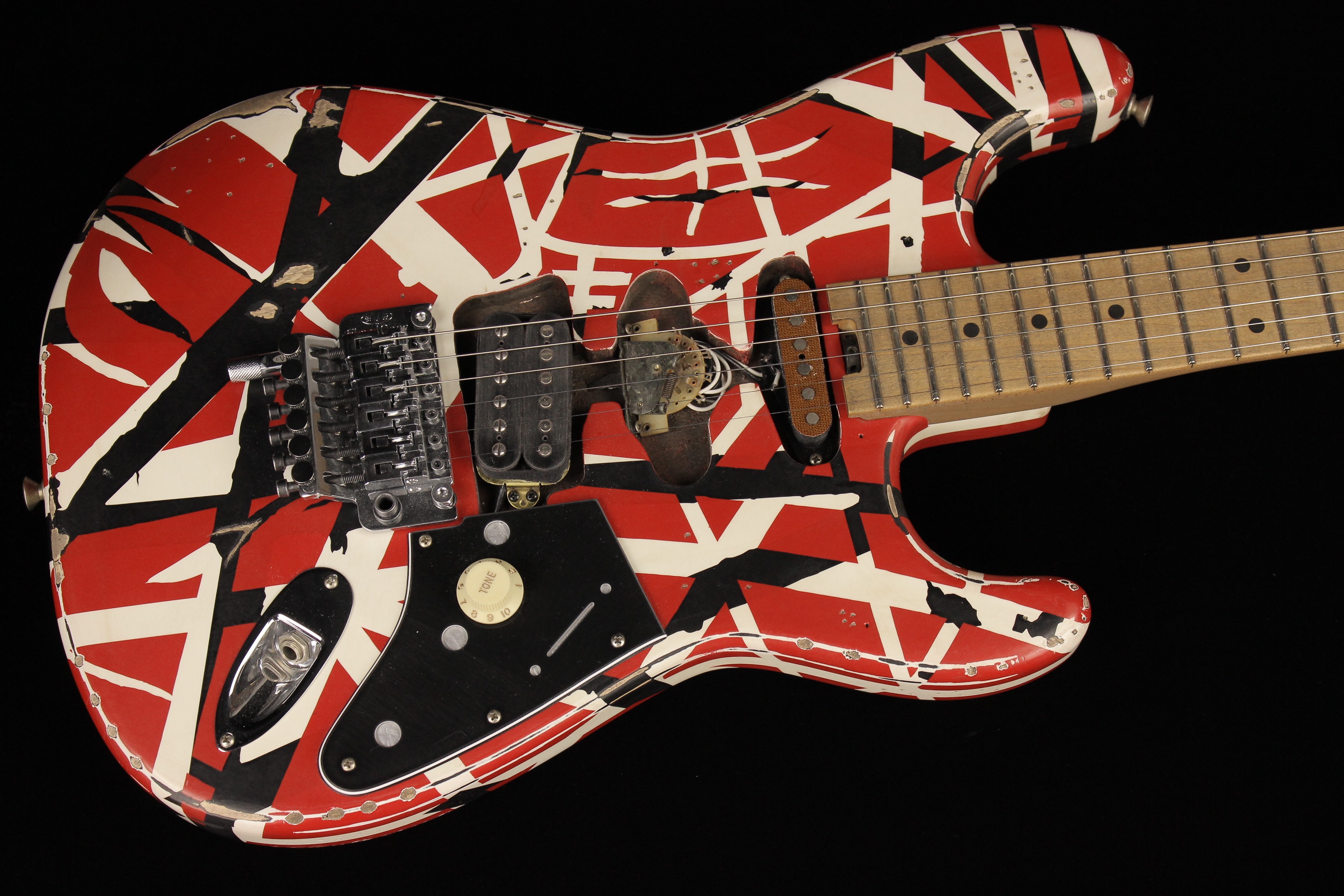 EVH Striped Series Frankenstein Frankie Relic Red with Black Stripes Relic  (SN: EVH2107842) | Gino Guitars