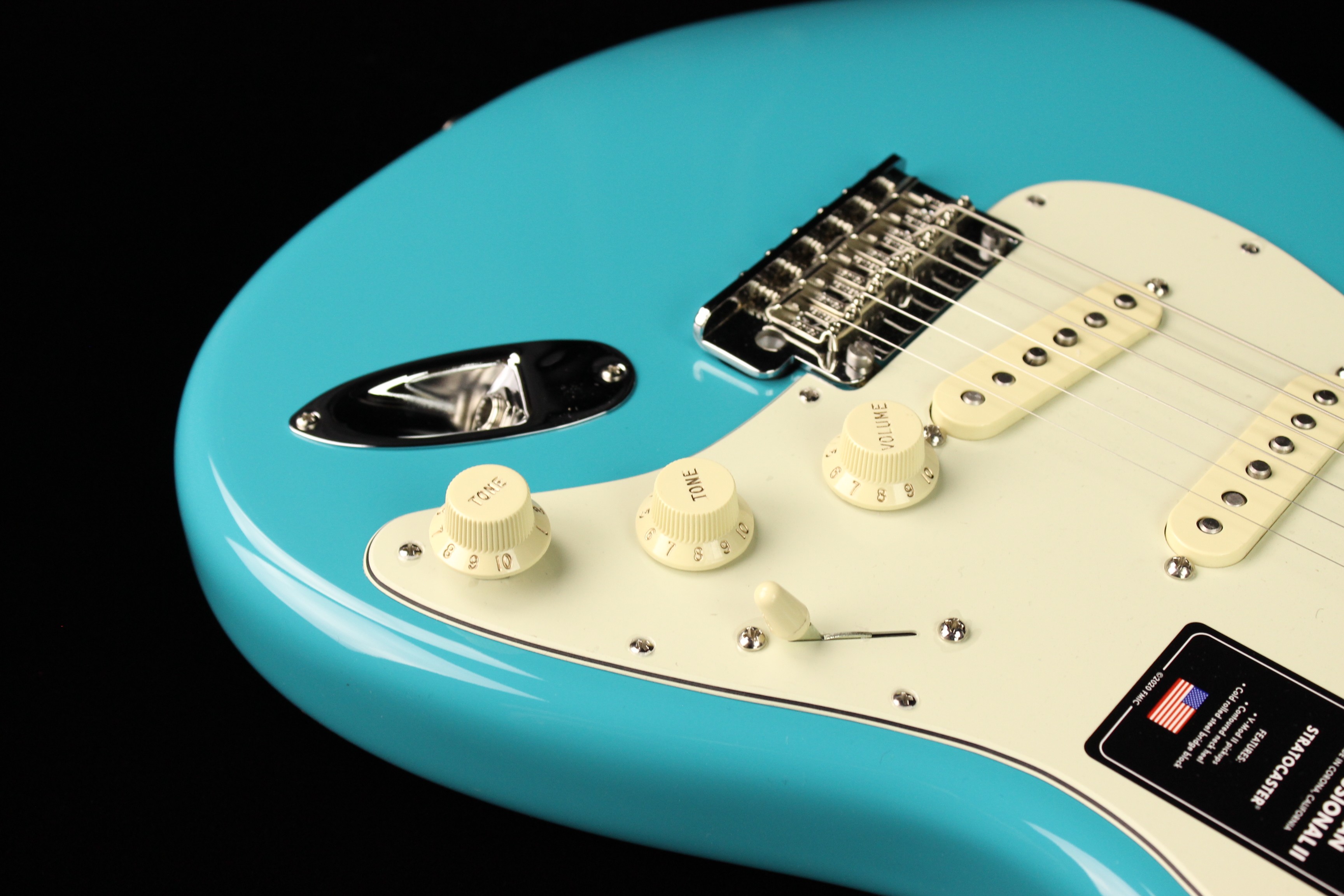 Fender American Professional II Stratocaster Miami Blue (SN 