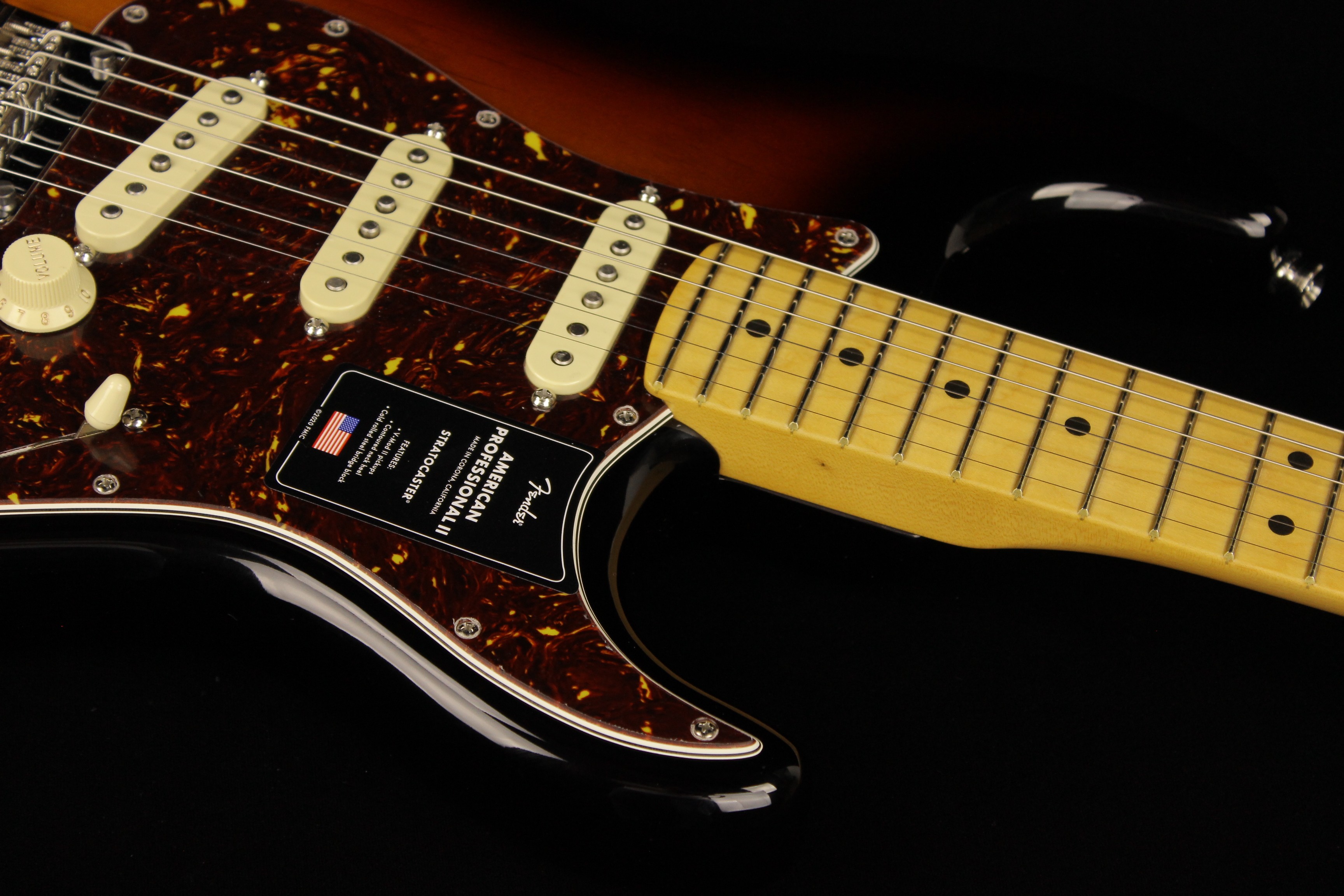 Fender American Professional II Stratocaster 3-Color Sunburst (SN 