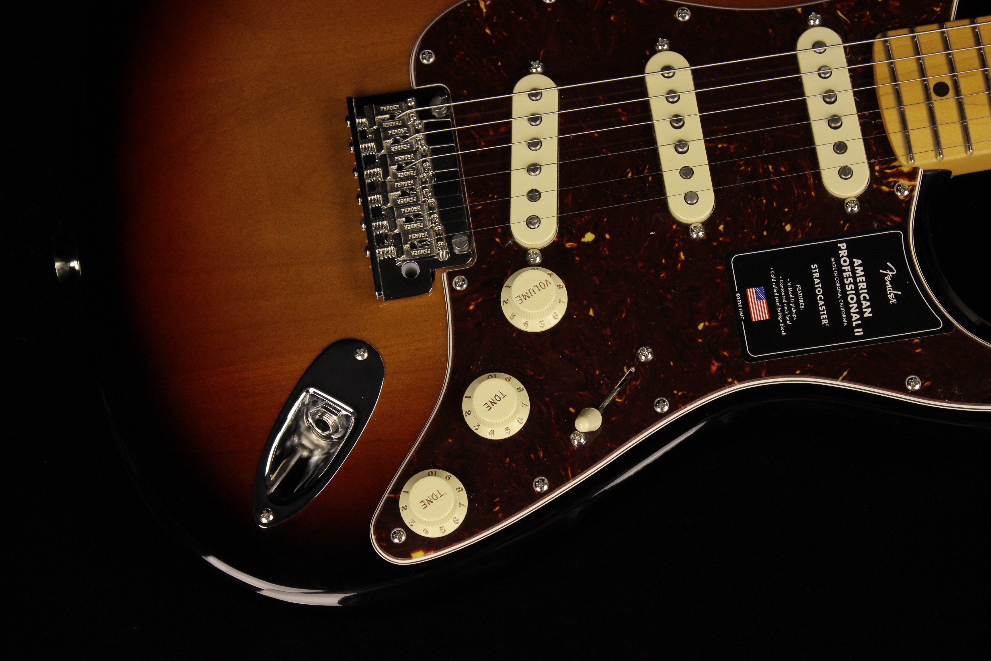 Fender American Professional II Stratocaster 3-Color Sunburst (SN 