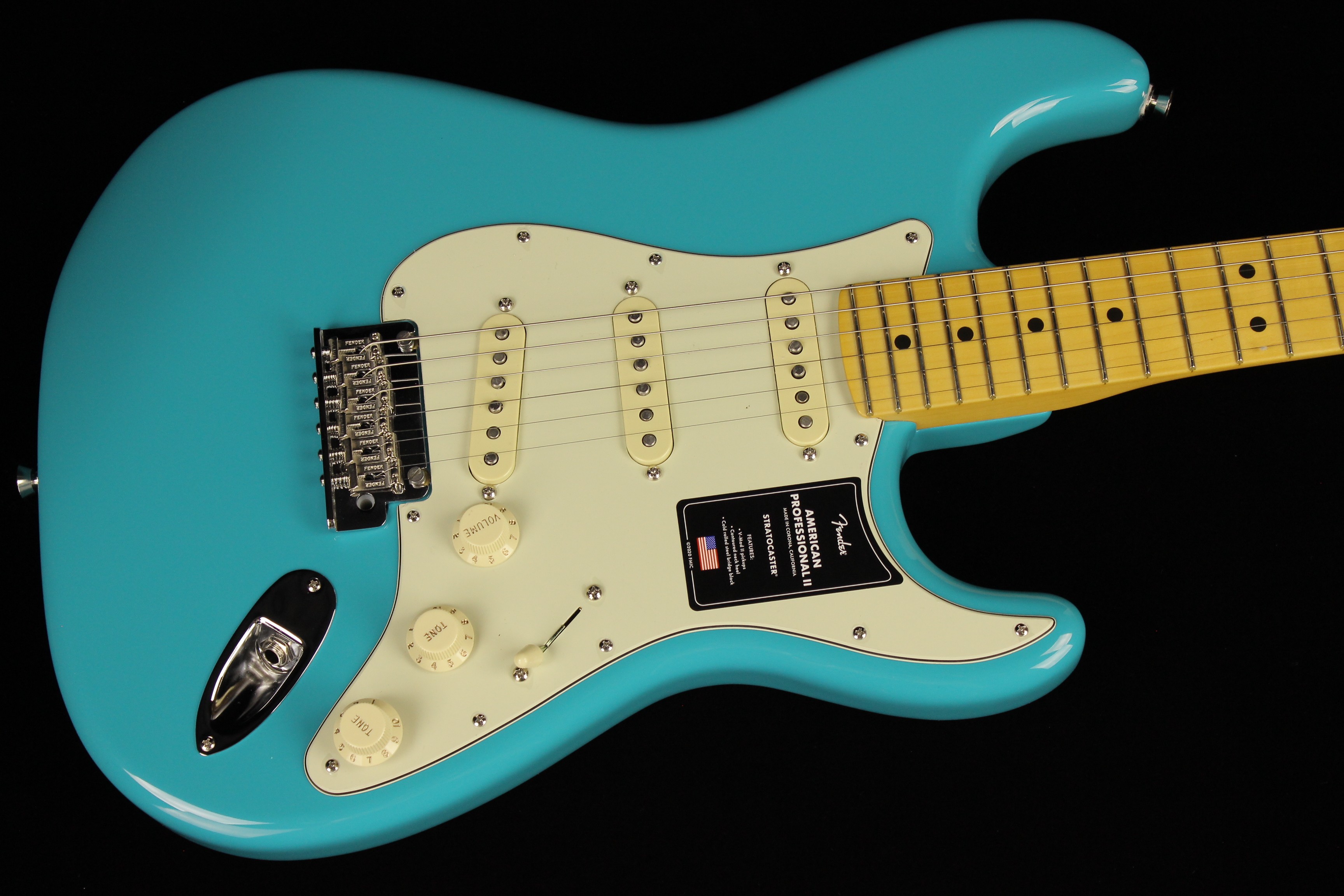 Fender American Professional II Stratocaster Miami Blue (SN