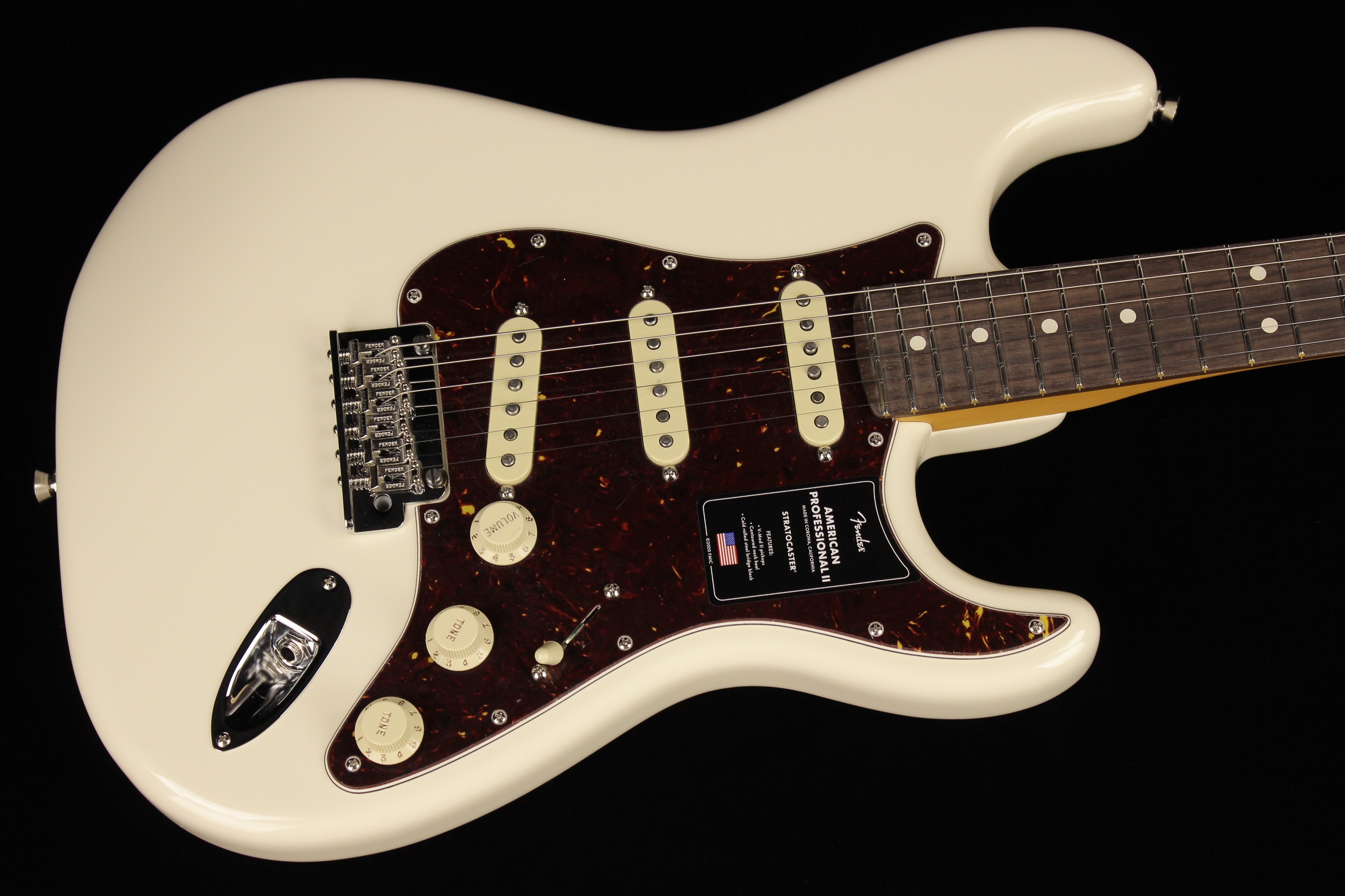 Fender American Professional II Stratocaster Olympic White (SN: US21029658)  | Gino Guitars