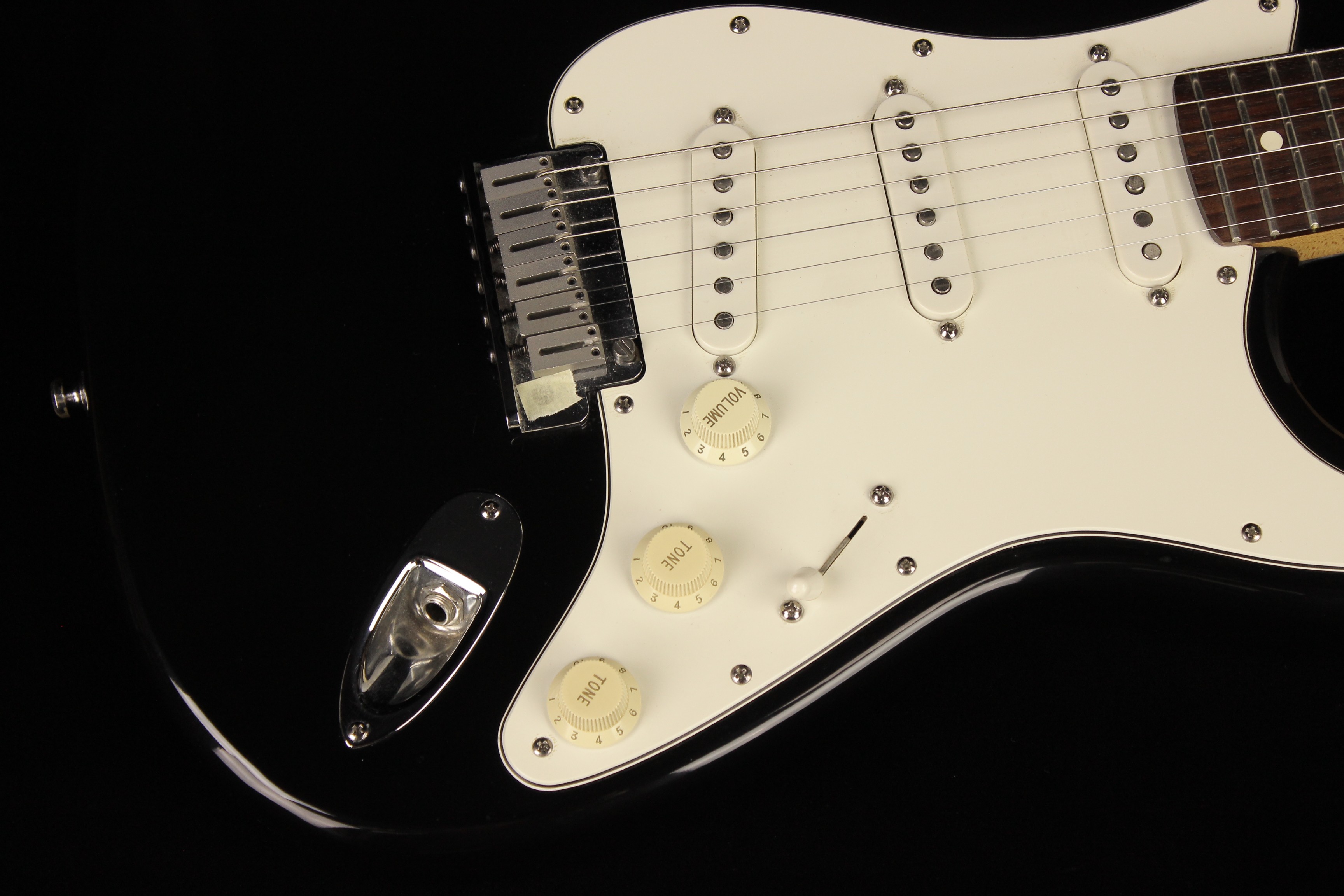 Fender American Standard Stratocaster Black (SN: N6162009) | Gino Guitars