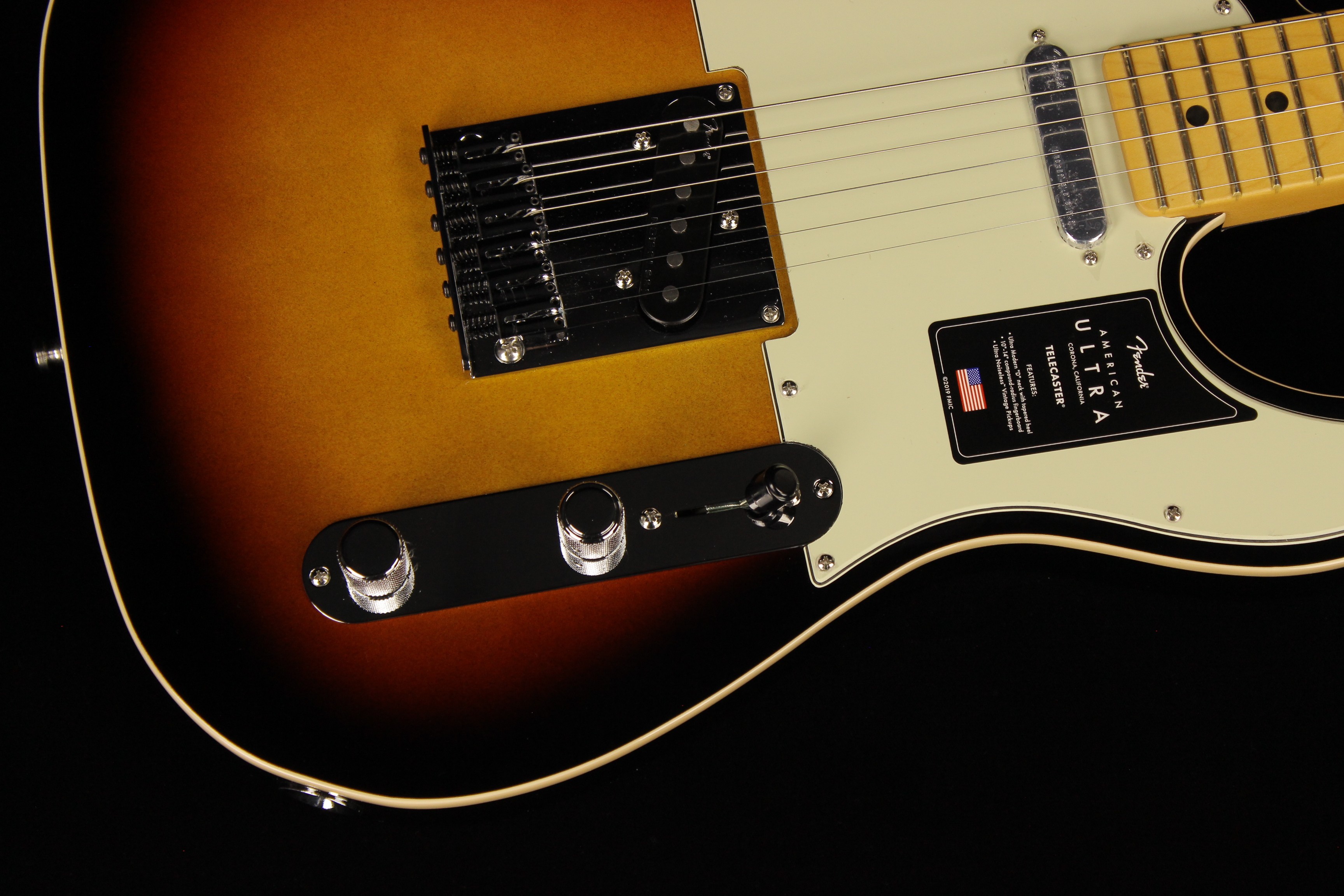 Fender American Ultra Telecaster Ultraburst (SN: US22027071 