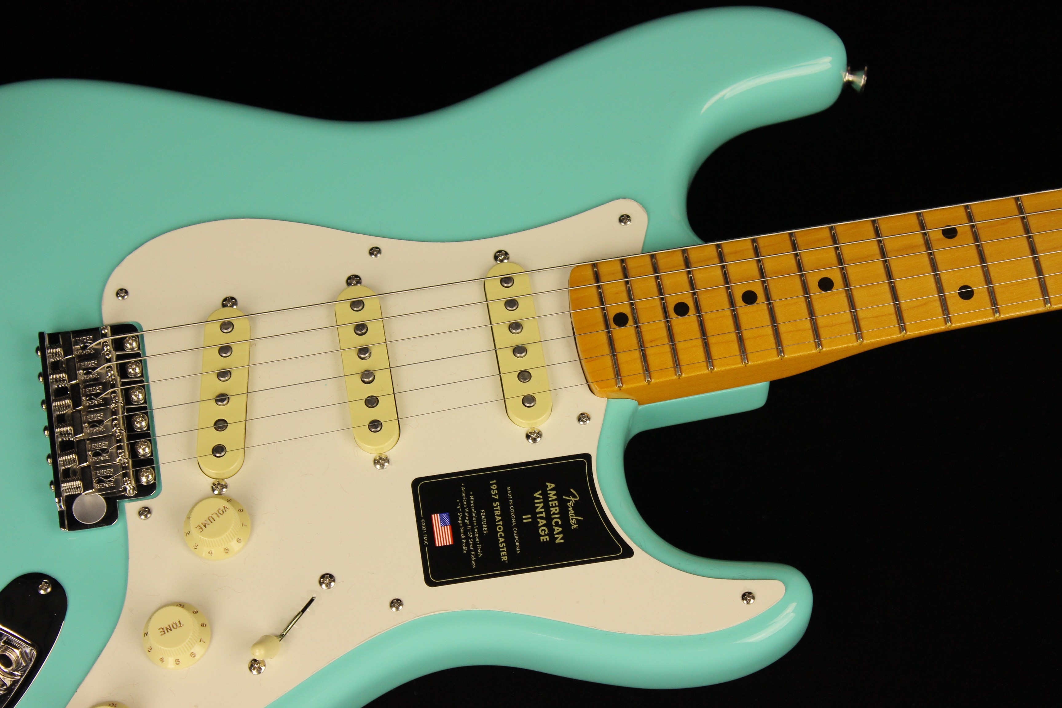 Fender American Vintage II 1957 Stratocaster Sea Foam Green (SN