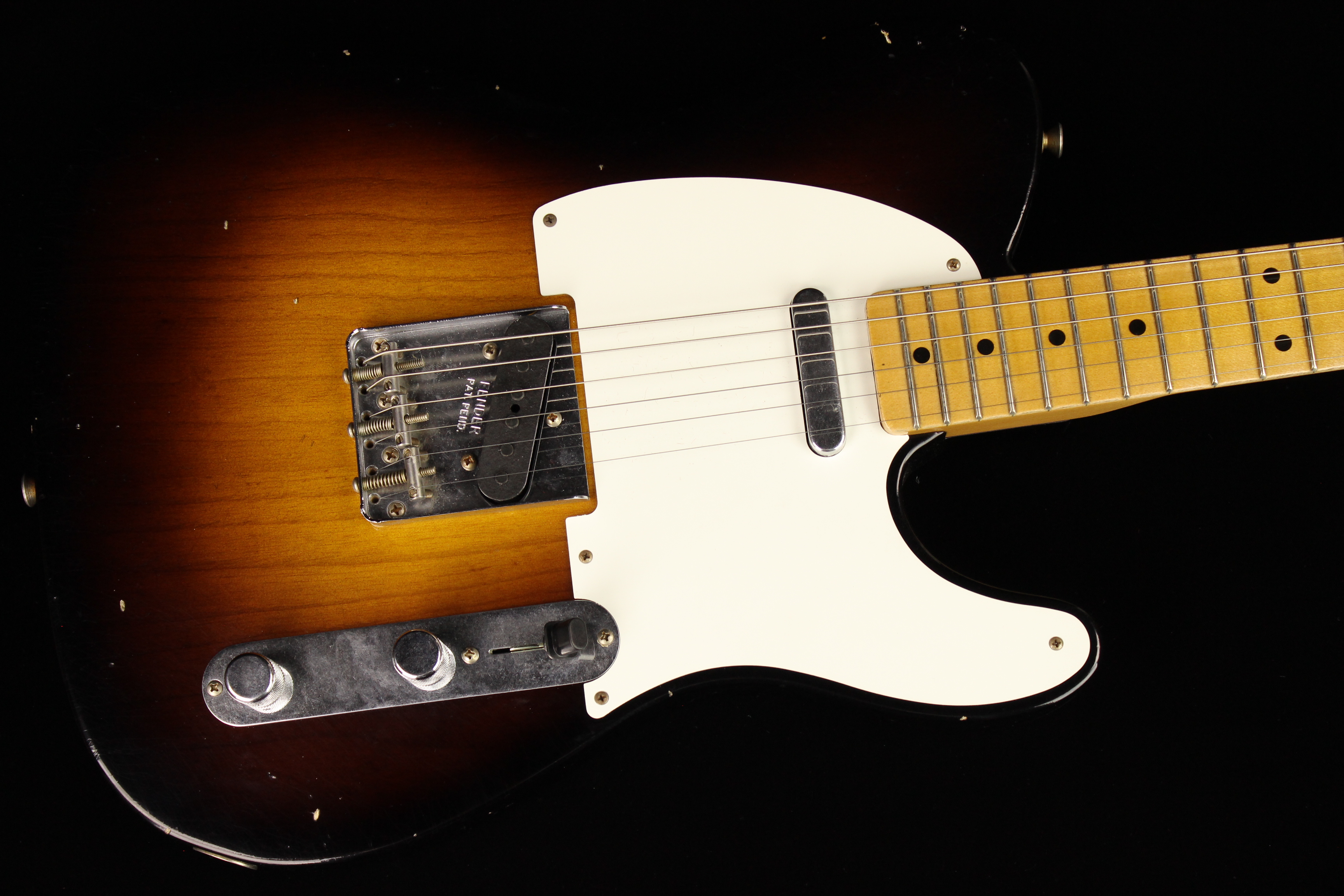 Fender Custom 1957 Telecaster Journeyman Relic Wide Fade 2-Color Sunburst  (SN: CZ543638) | Gino Guitars