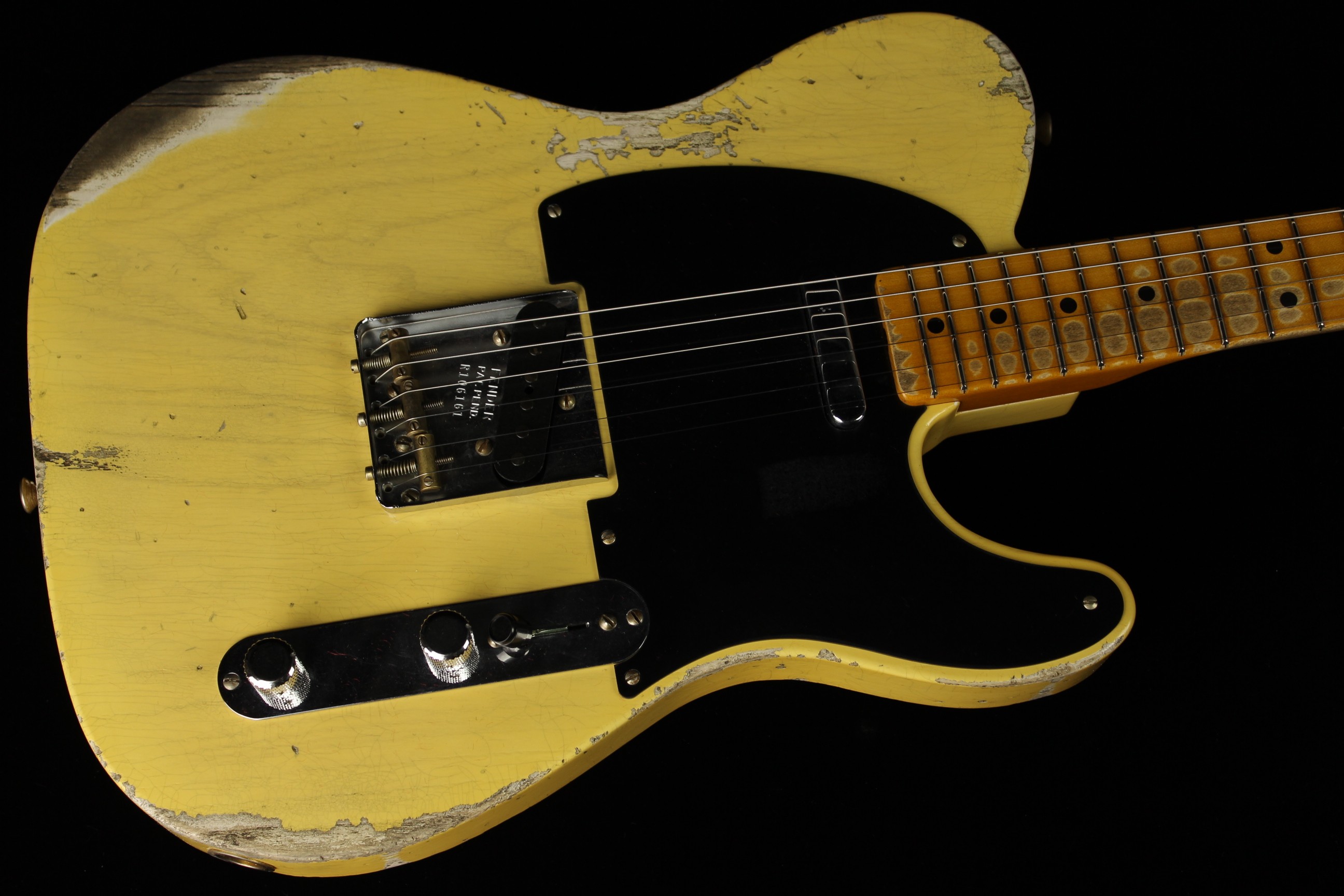 Fender Custom Limited Edition 70th Broadcaster Heavy Relic Aged Nocaster  Blonde (SN: R106161) | Gino Guitars