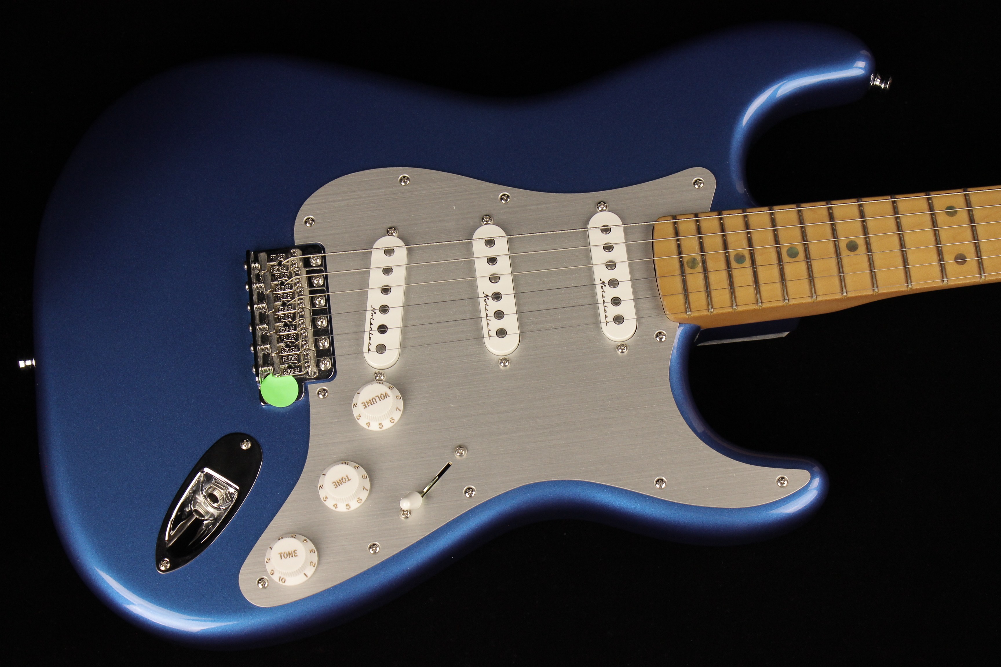 H.E.R. Stratocaster Ltd (MN, MEX) - blue marlin Guitare électrique forme  str Fender