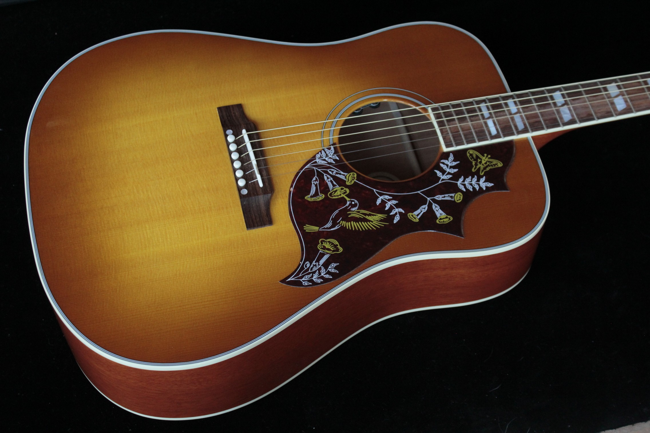 Gibson Hummingbird 2016 Heritage Cherry Sunburst (SN: 11266006) | Gino  Guitars