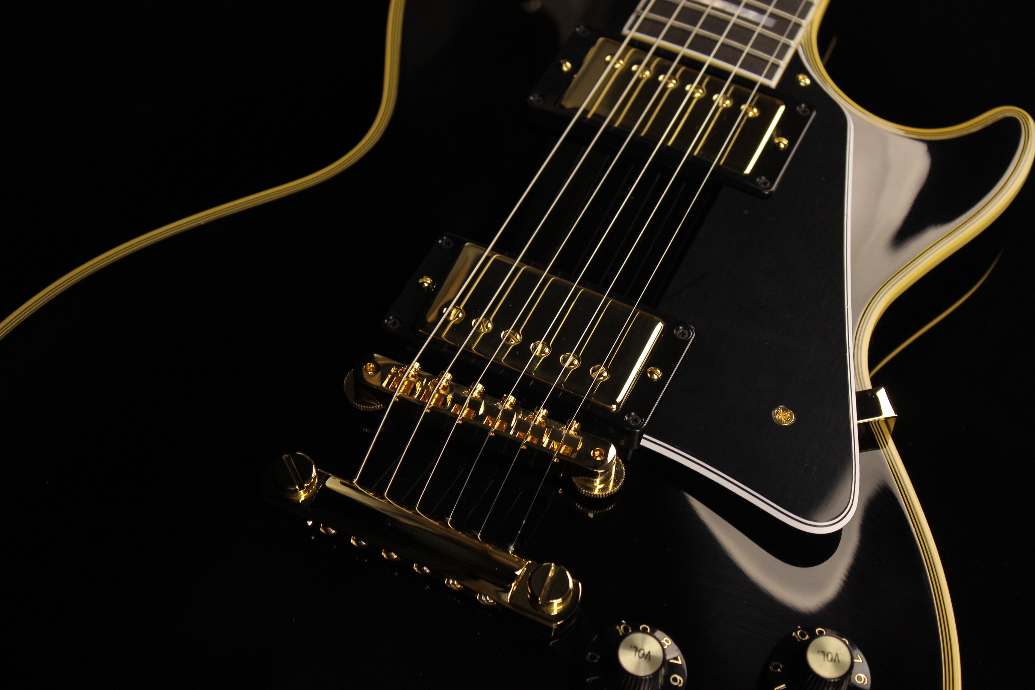 Gibson Custom 1968 Les Paul Custom Reissue Gloss Ebony (SN: 301728) | Gino  Guitars
