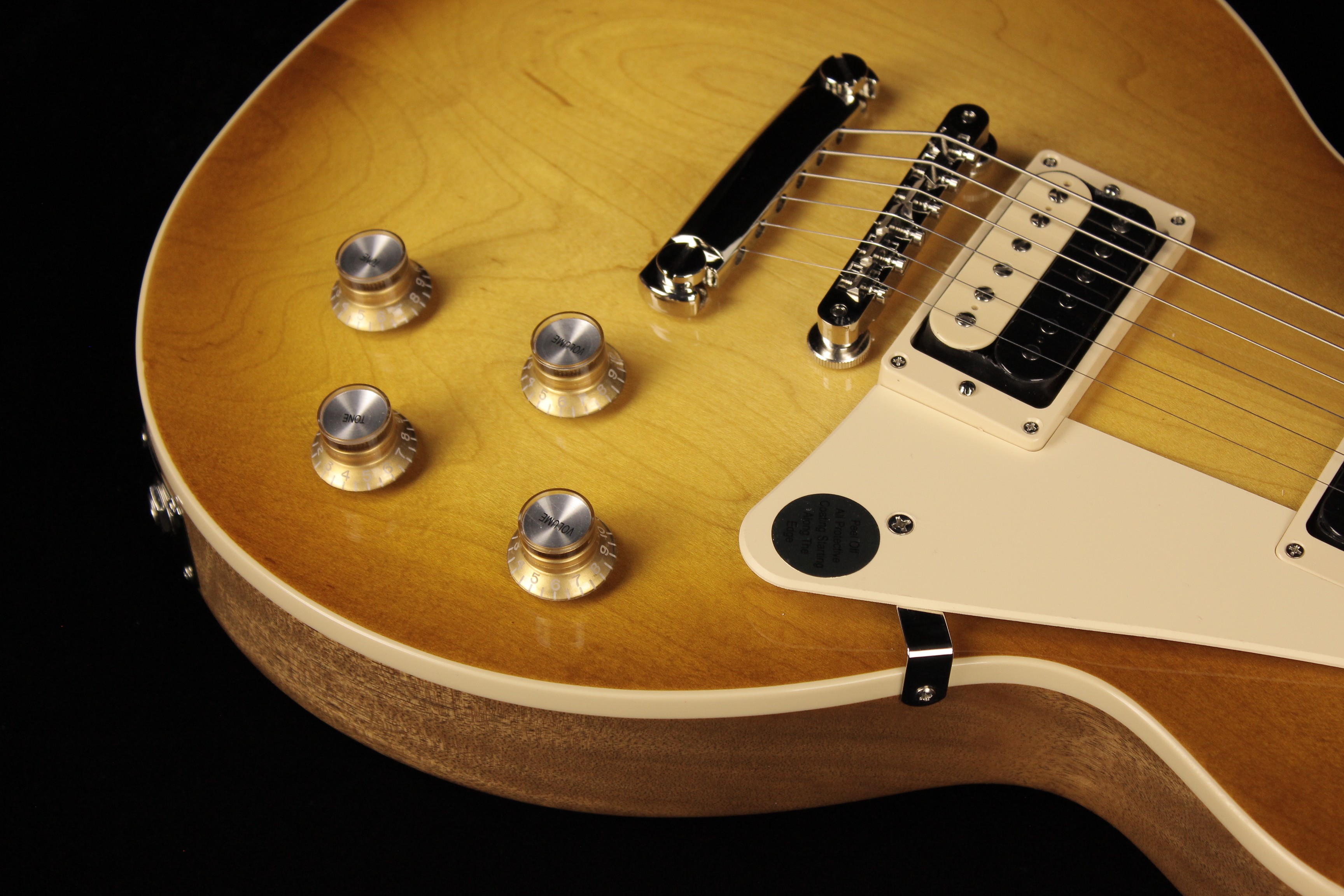 Gibson Les Paul Classic Honey Burst (SN: 225120222) | Gino Guitars