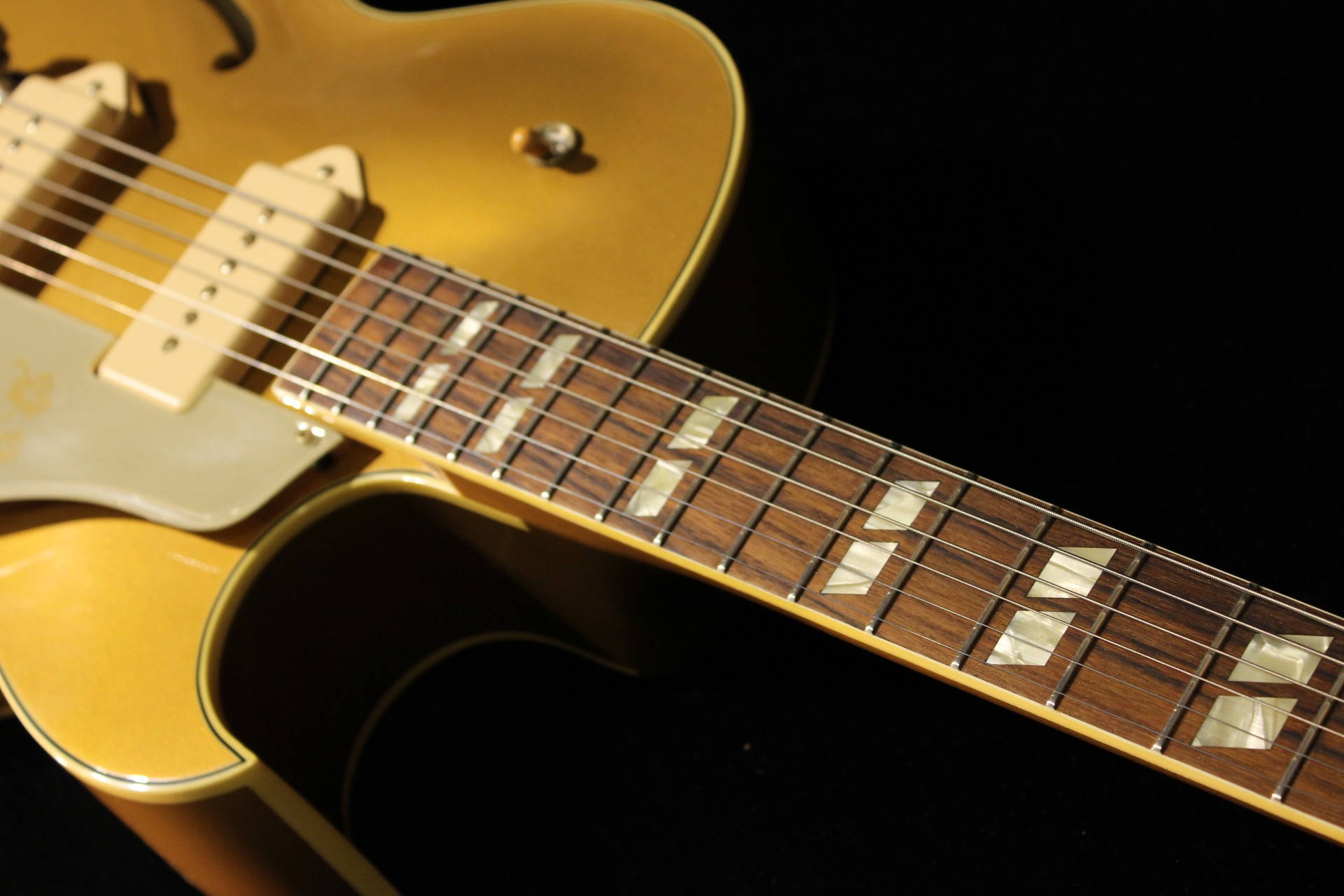 Gibson Memphis 1952 ES-295 Reissue Bullion Gold (SN: A-05977