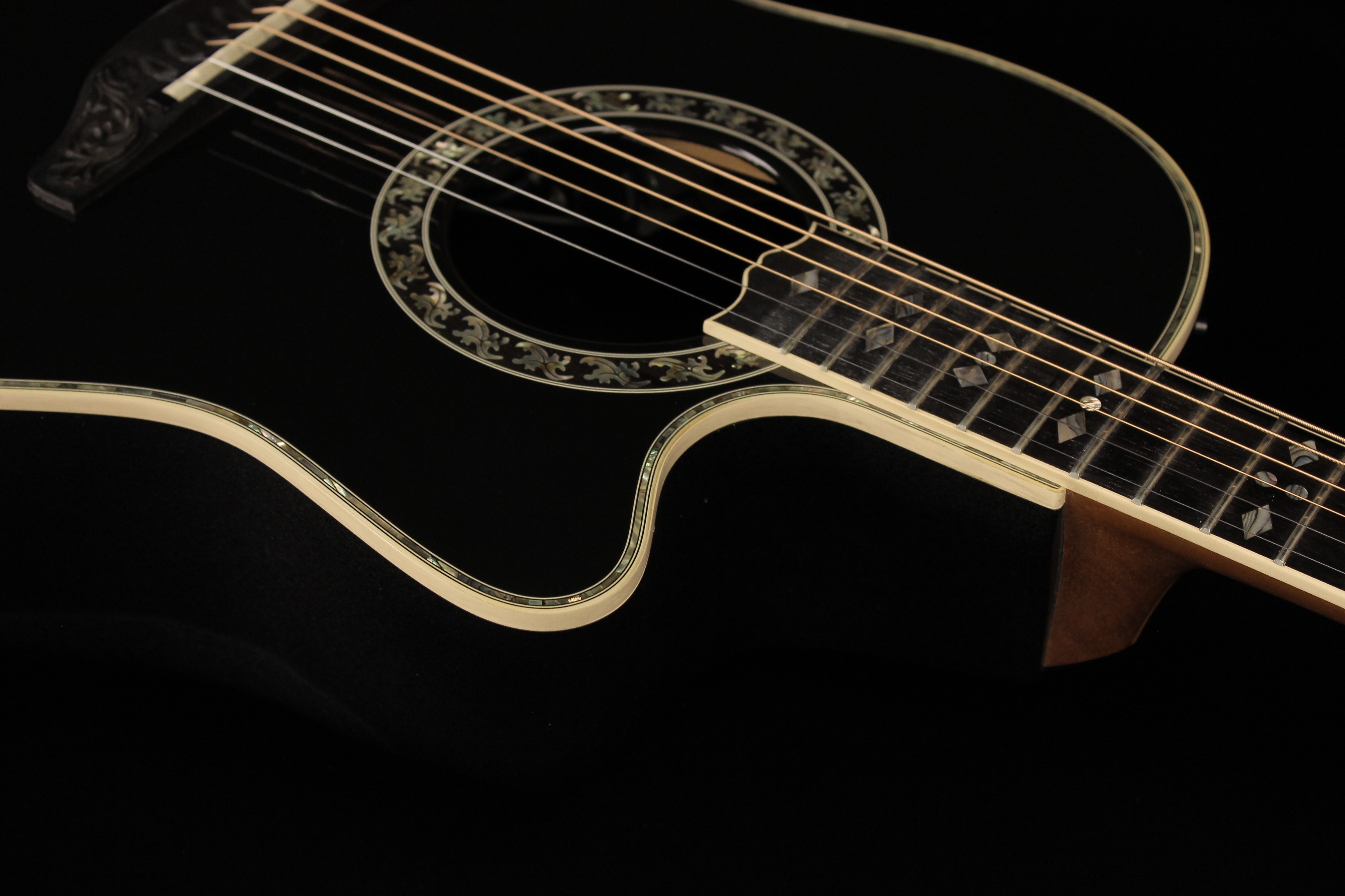 Ovation 1769-ADII Al Di Meola Black (SN: 584810) | Gino Guitars