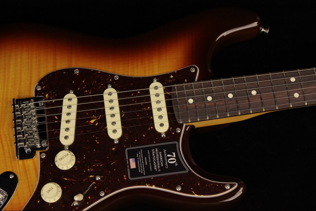 Fender 70th Anniversary American Professional II Stratocaster