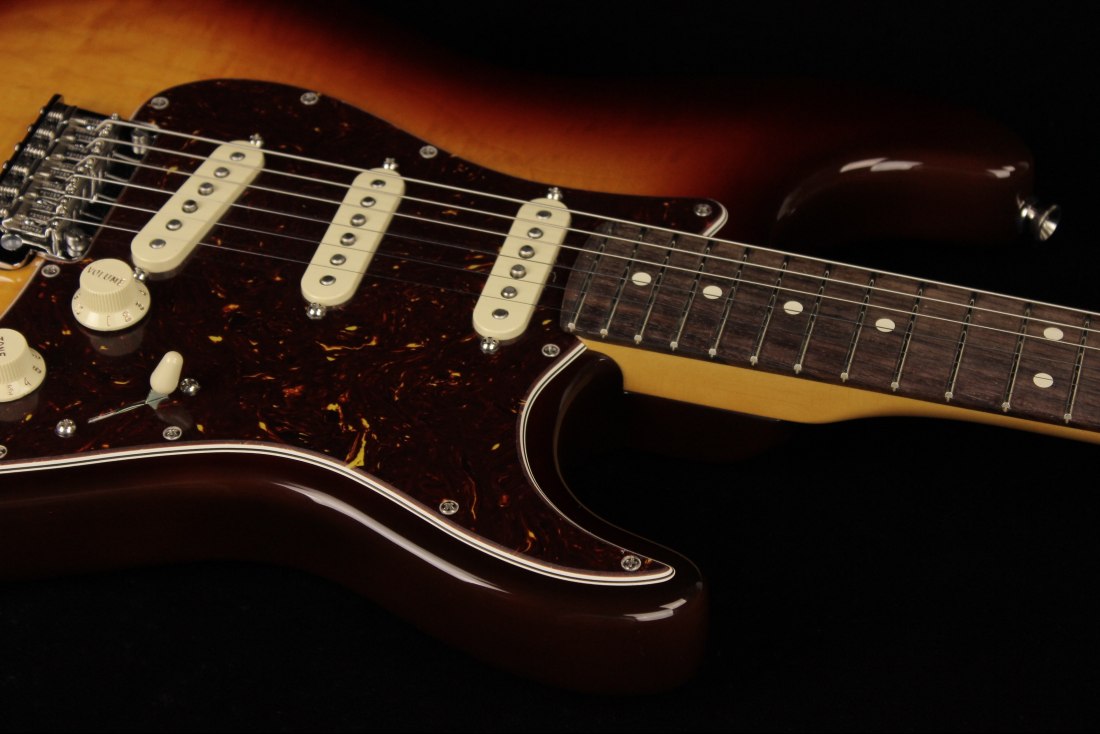 Fender 70th Anniversary American Professional II Stratocaster