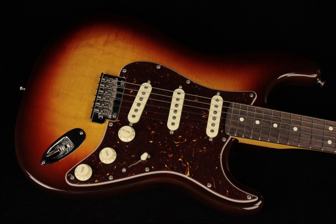 Fender 70th Anniversary American Professional II Stratocaster