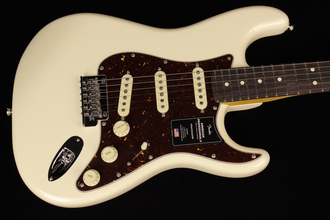 Fender American Professional II Stratocaster - RW OW