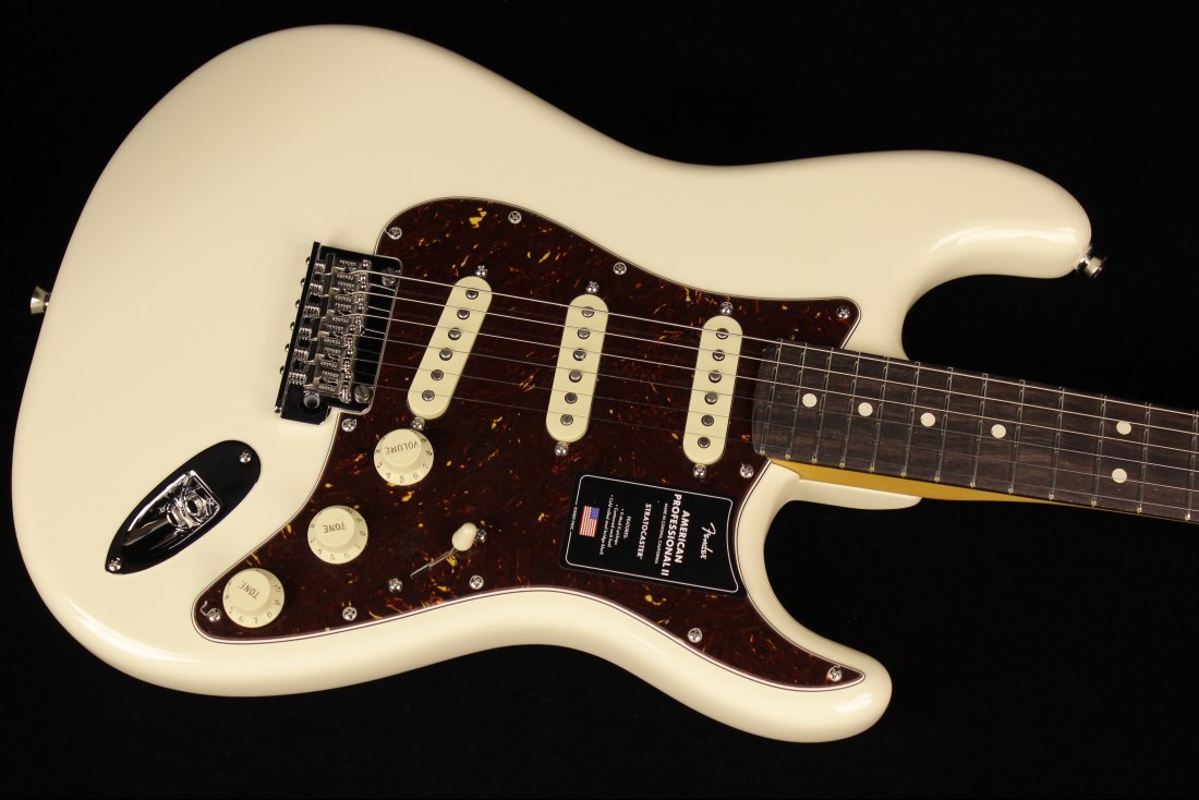 Fender American Professional II Stratocaster - RW OW