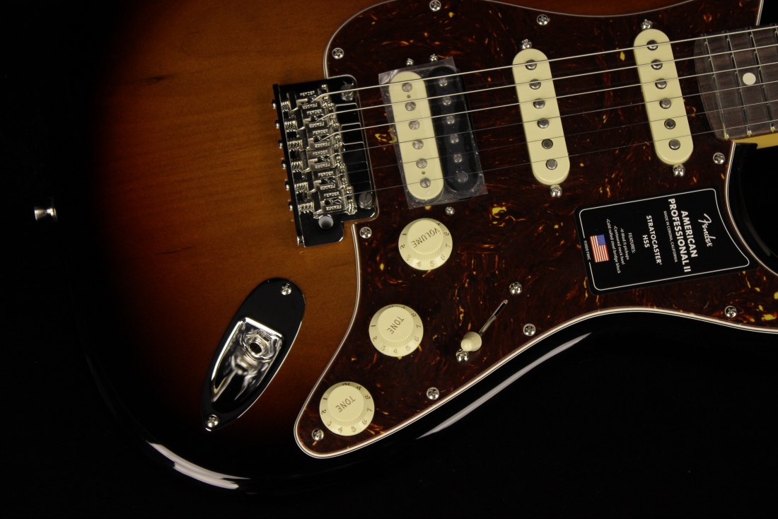 Fender American Professional II Stratocaster HSS - RW 3CS