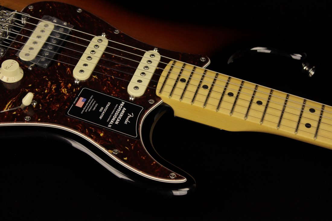 Fender American Professional II Stratocaster HSS - MN 3CS