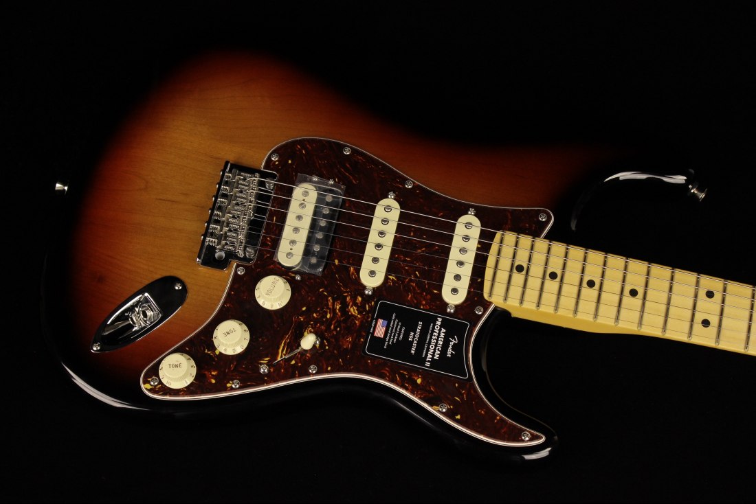 Fender American Professional II Stratocaster HSS - MN 3CS