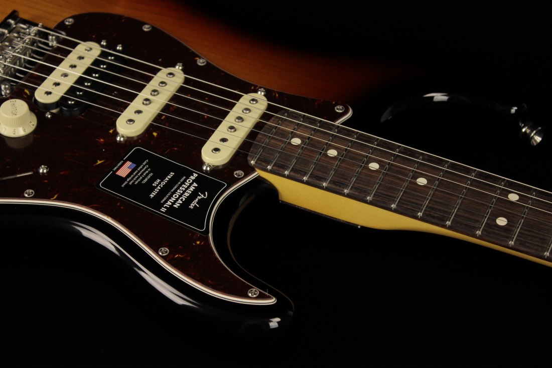 Fender American Professional II Stratocaster HSS - RW 3CS