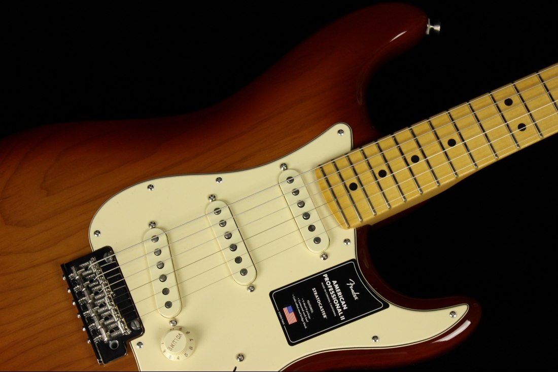 Fender American Professional II Stratocaster - MN SSB