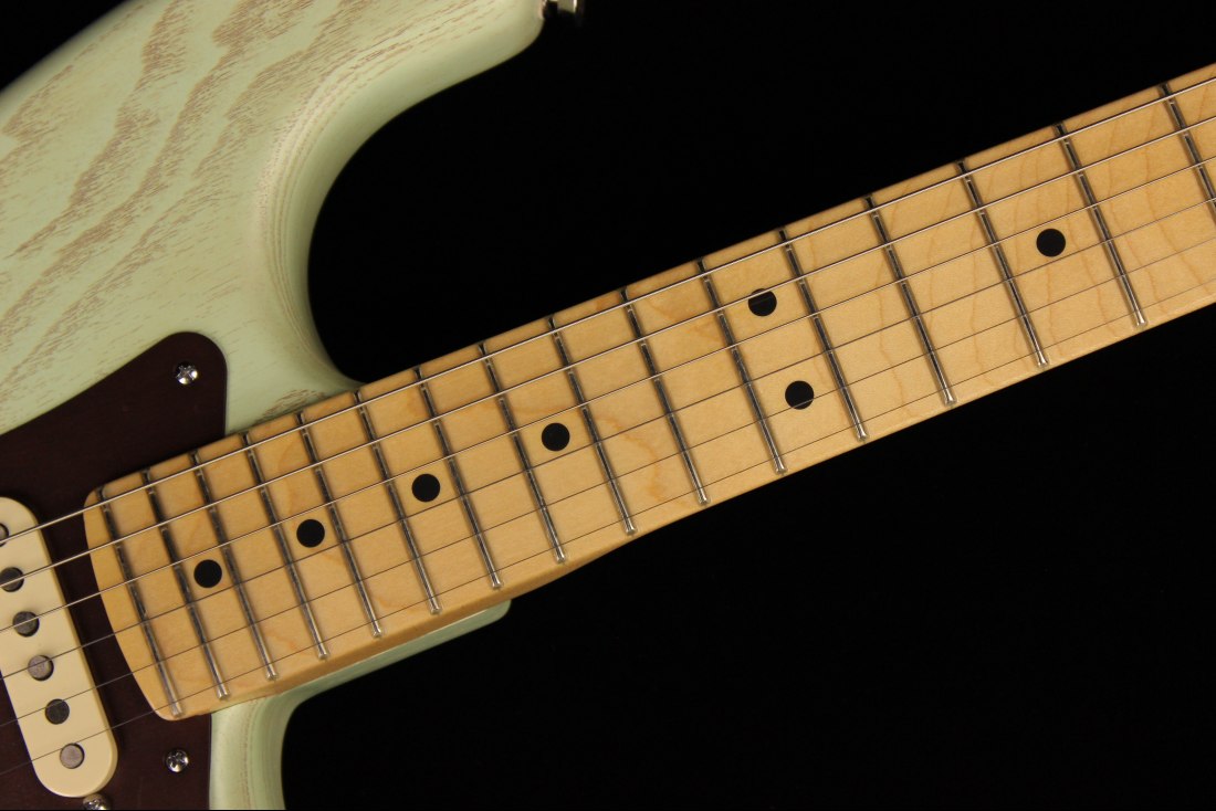 Fender American Stratocaster Rustic Ash