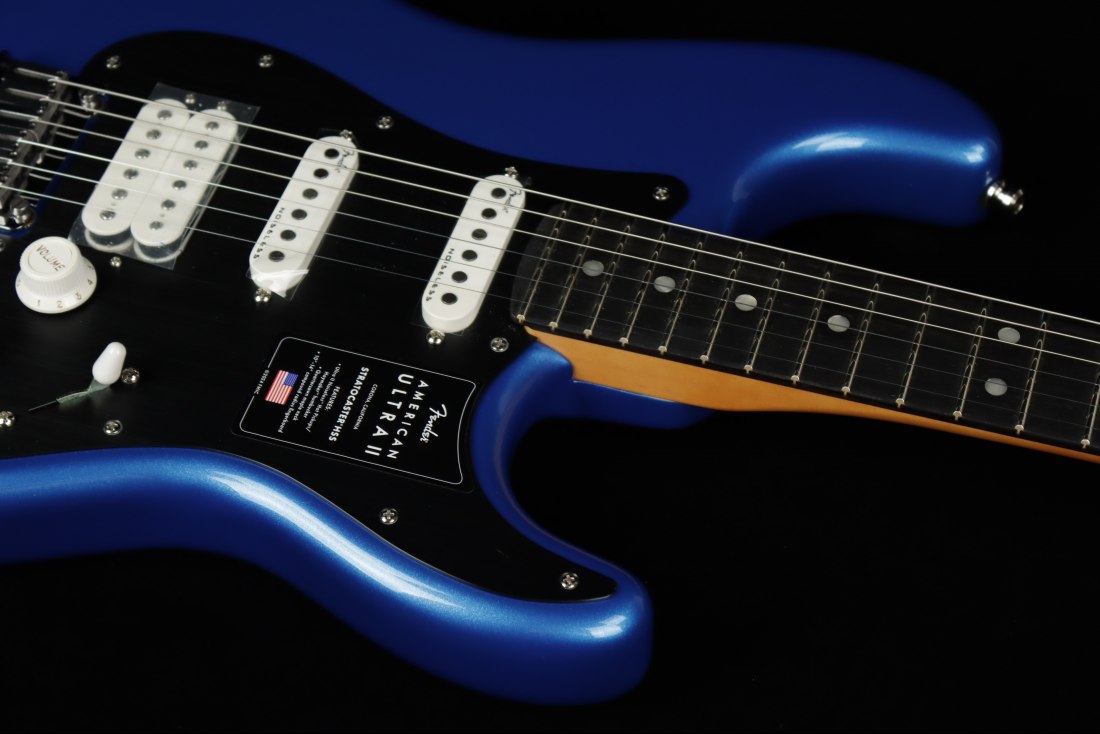 Fender American Ultra II Stratocaster HSS - EB NBL