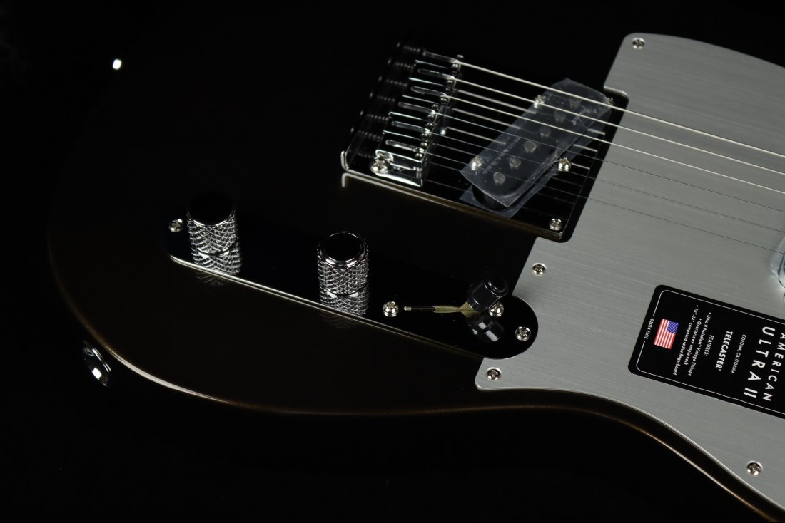 Fender American Ultra II Telecaster - EB TXT