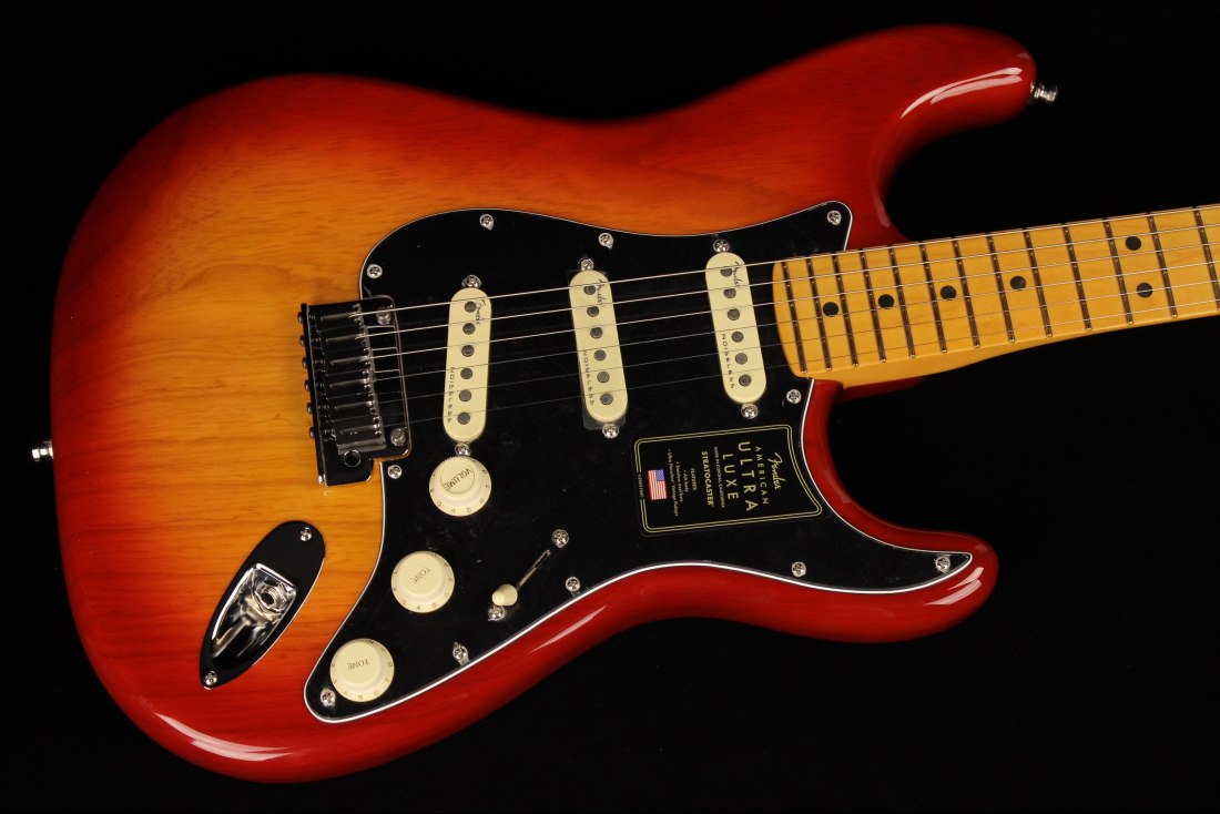 Fender American Ultra Luxe Stratocaster - MN PRB