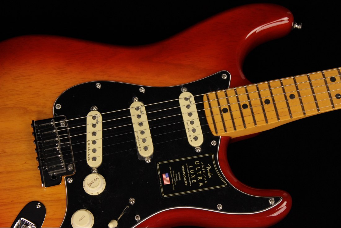 Fender American Ultra Luxe Stratocaster - MN PRB