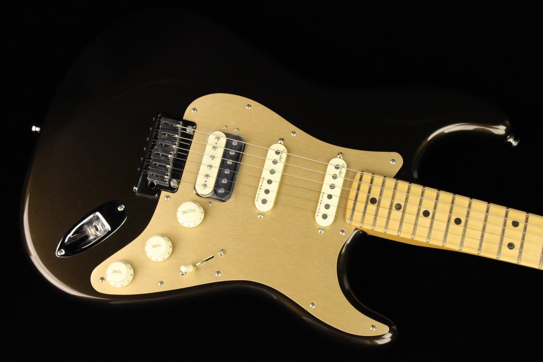 Fender American Ultra Stratocaster HSS - MN TXT