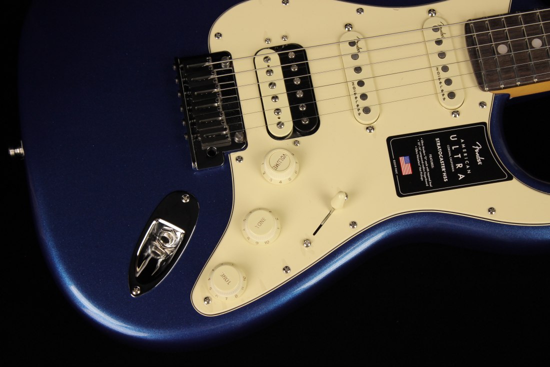 Fender American Ultra Stratocaster HSS - RW COB