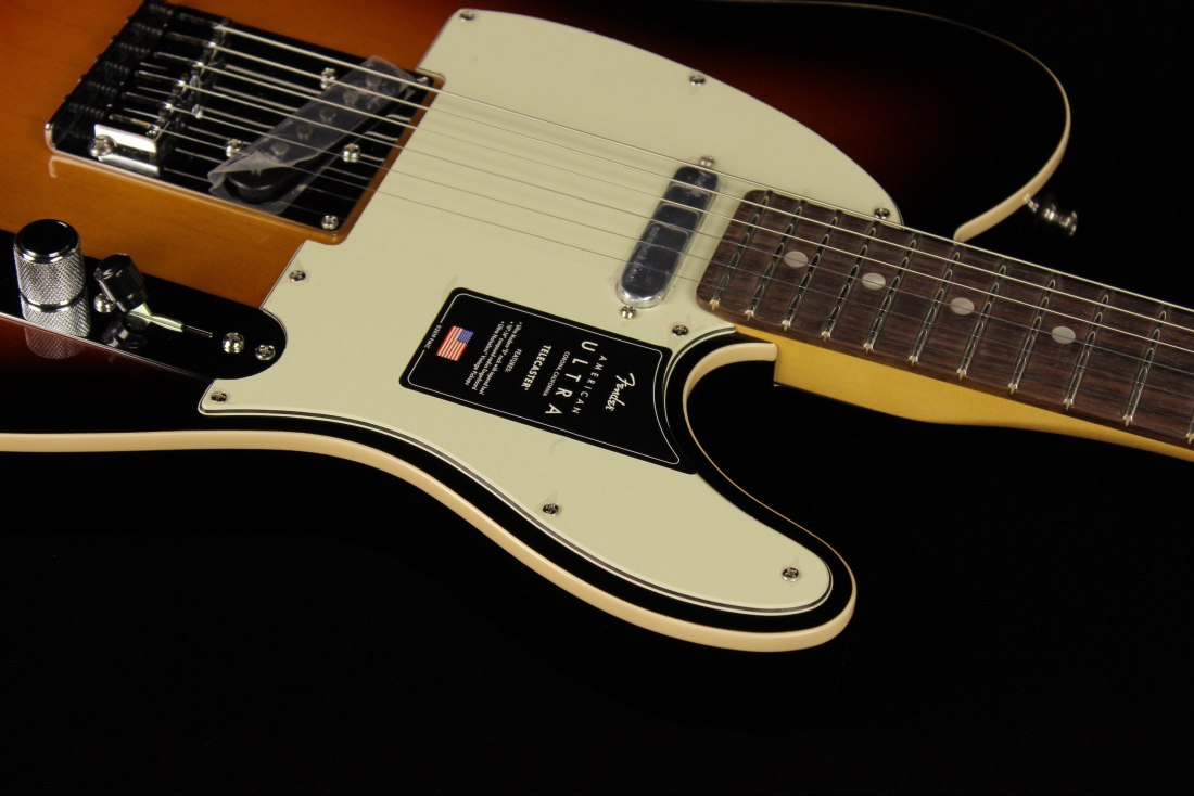 Fender American Ultra Telecaster - RW ULB