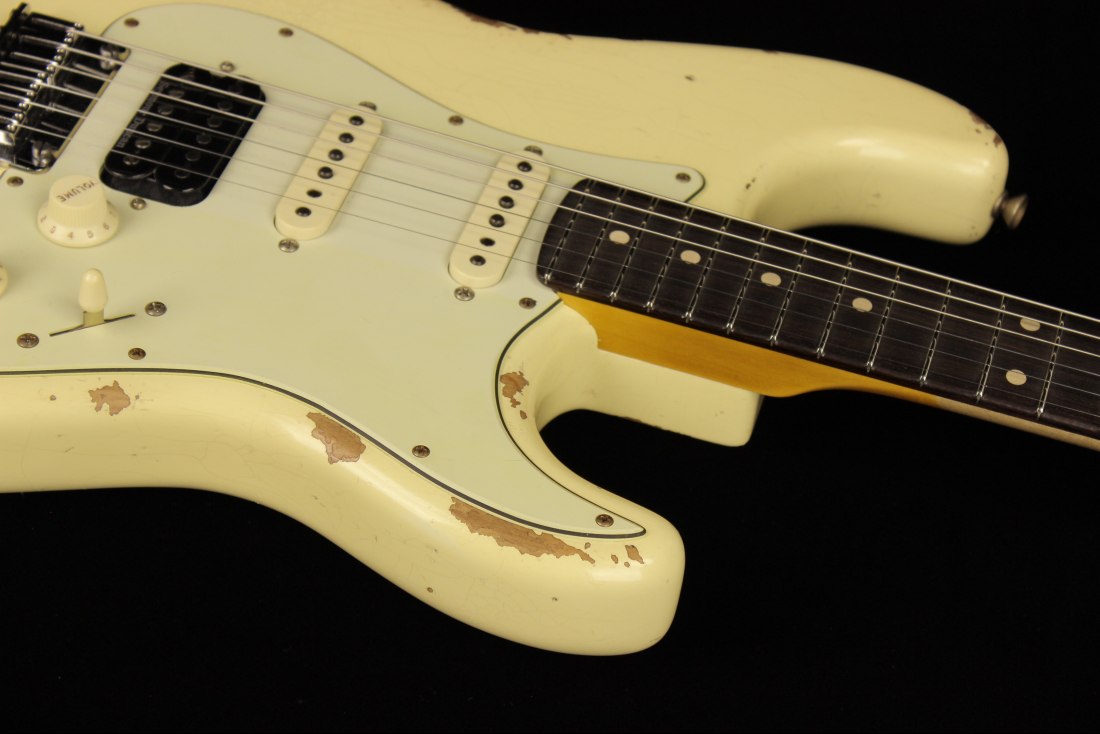 Fender Custom 1960 Stratocaster HSS Heavy Relic - AVWT