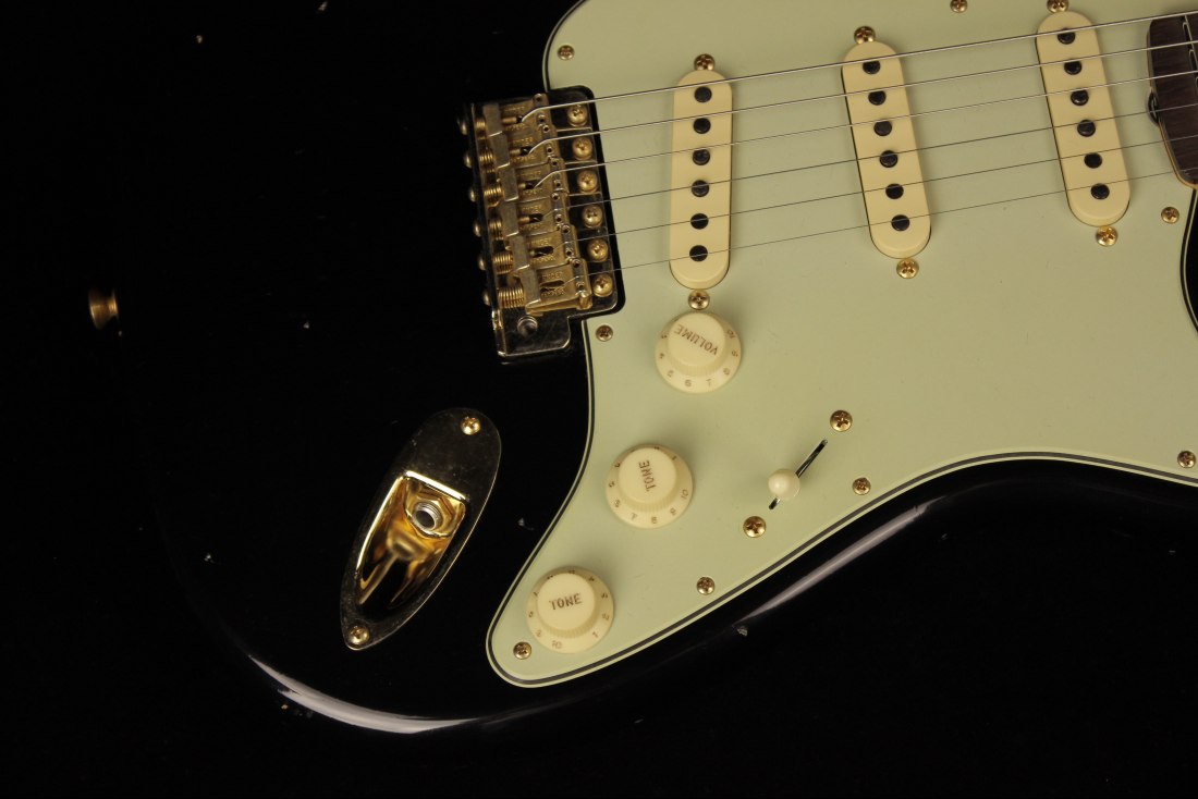 Fender Custom 1960 Stratocaster Relic - BK