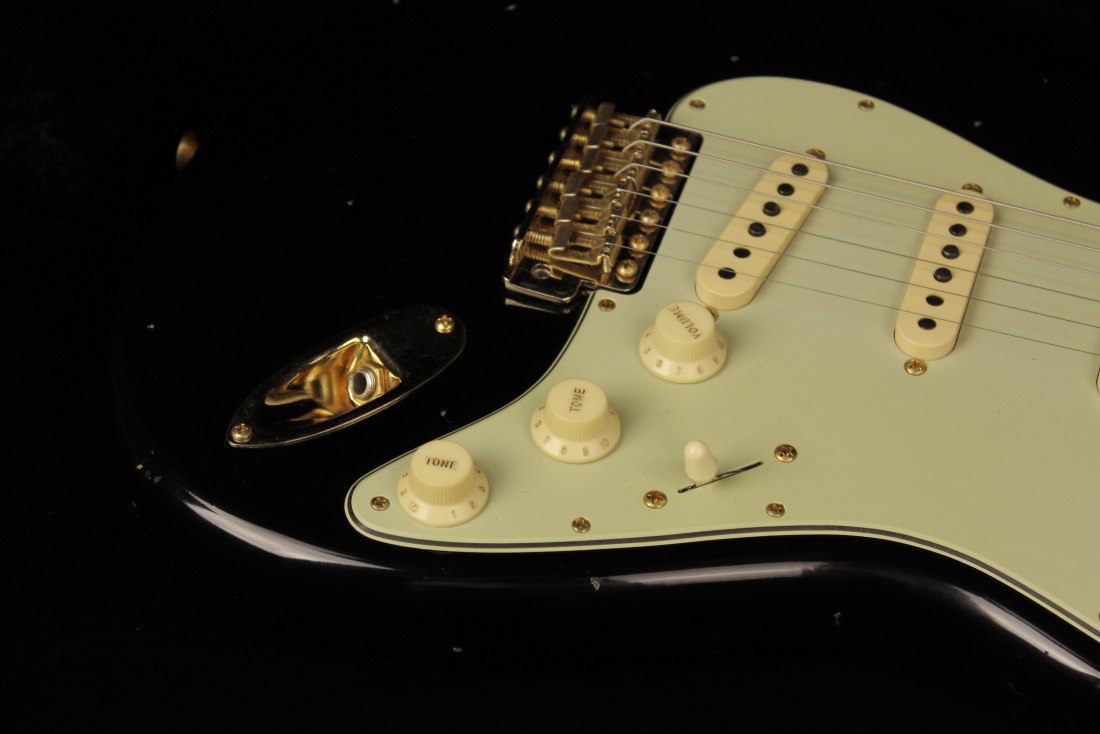 Fender Custom 1960 Stratocaster Relic - BK