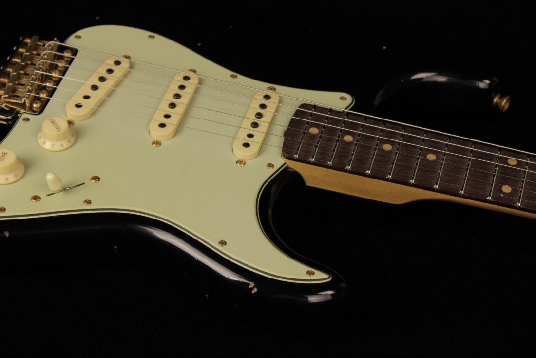 Fender Custom 1960 Stratocaster Relic - BK