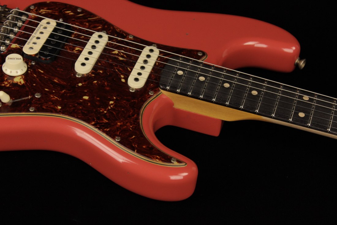 Fender Custom 1961 Stratocaster HSS Journeyman Relic - FRD