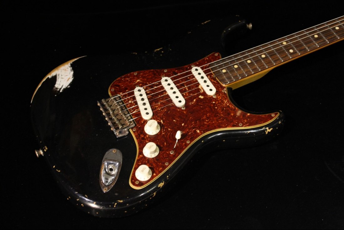 Fender Custom 1963 Stratocaster Heavy Relic - BK