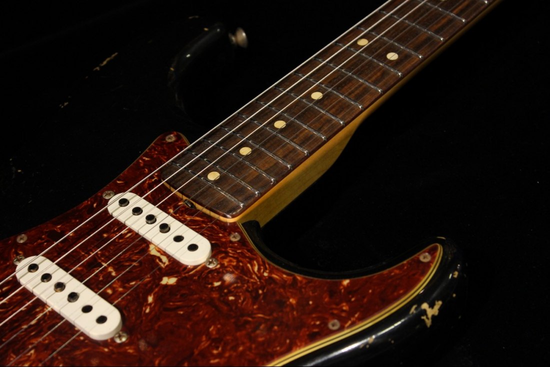 Fender Custom 1963 Stratocaster Heavy Relic - BK