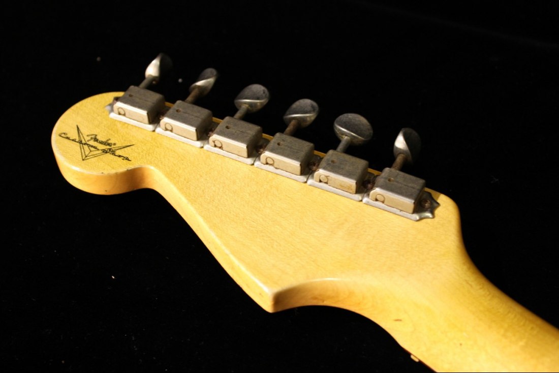 Fender Custom 1963 Stratocaster Heavy Relic - BK