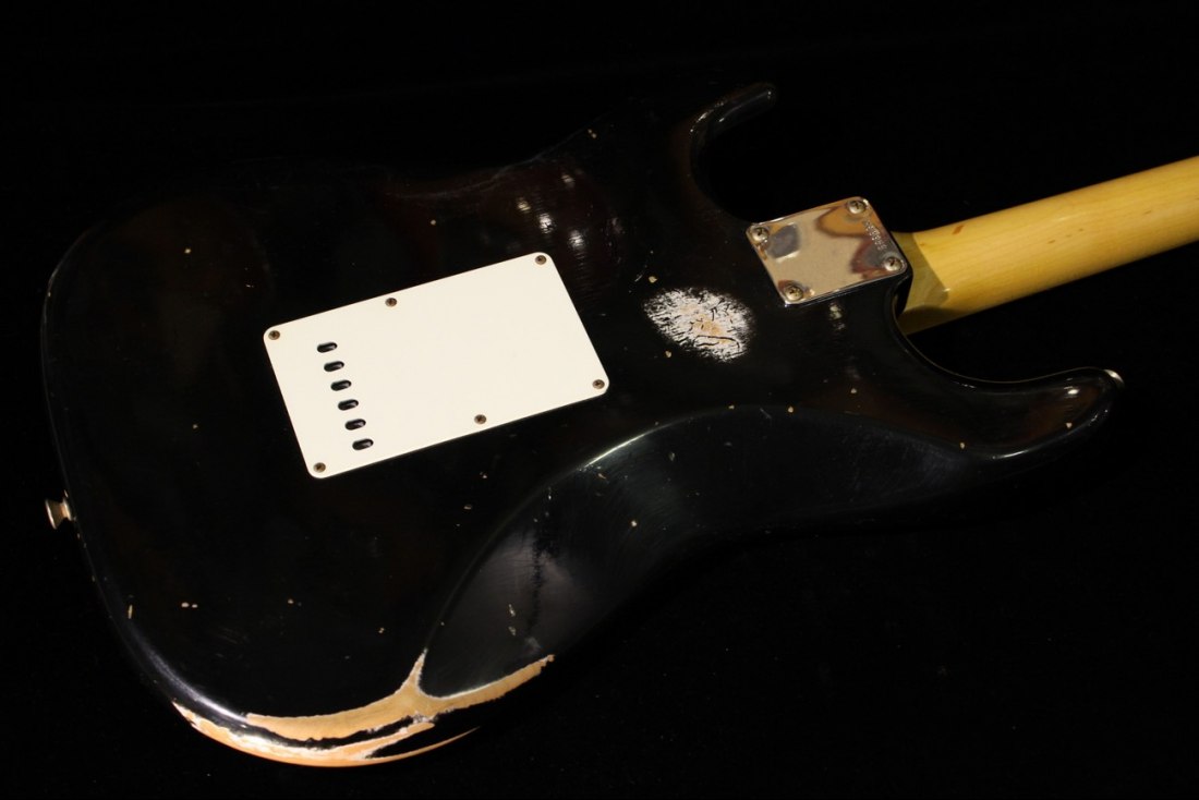 Fender Custom 1965 Stratocaster Relic HSS - BK