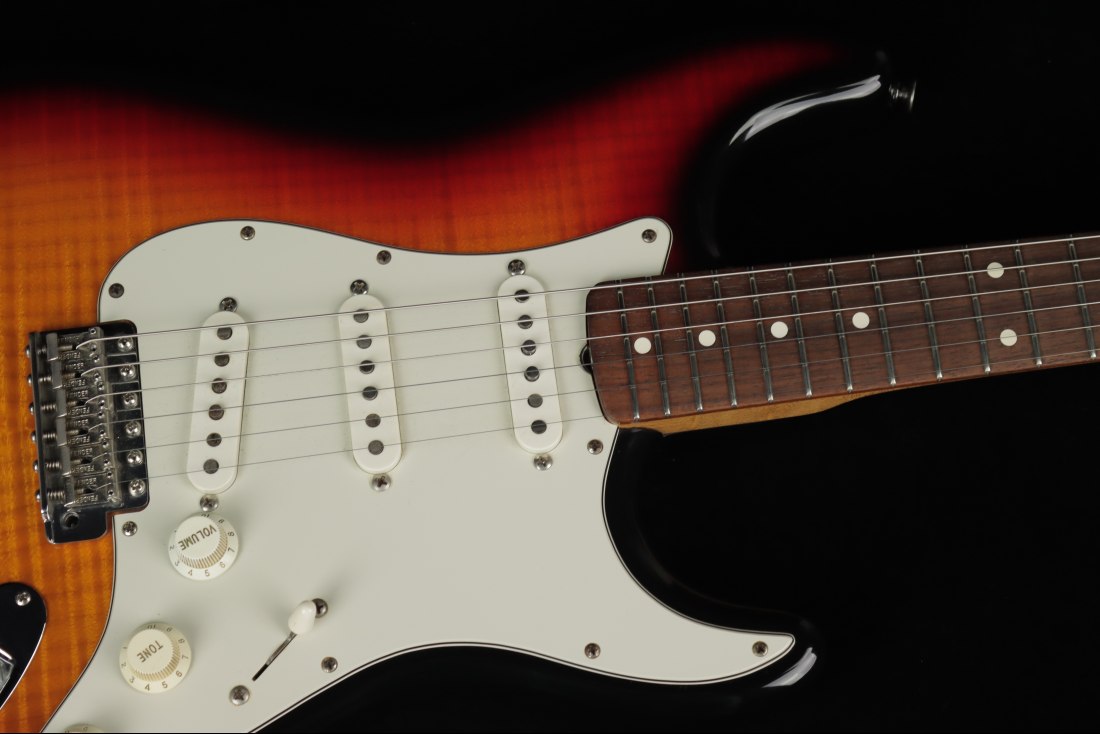 Fender Custom 60's Stratocaster Flame Top - 3CS