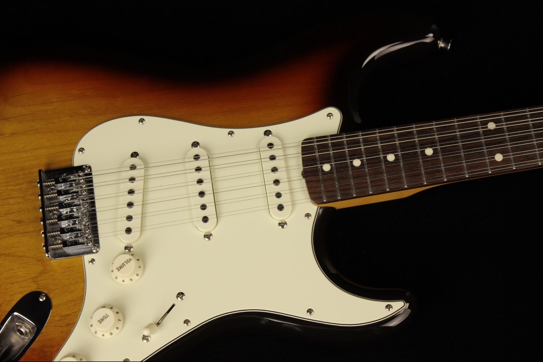 Fender Made in Japan Traditional Stratocaster XII - 3CS