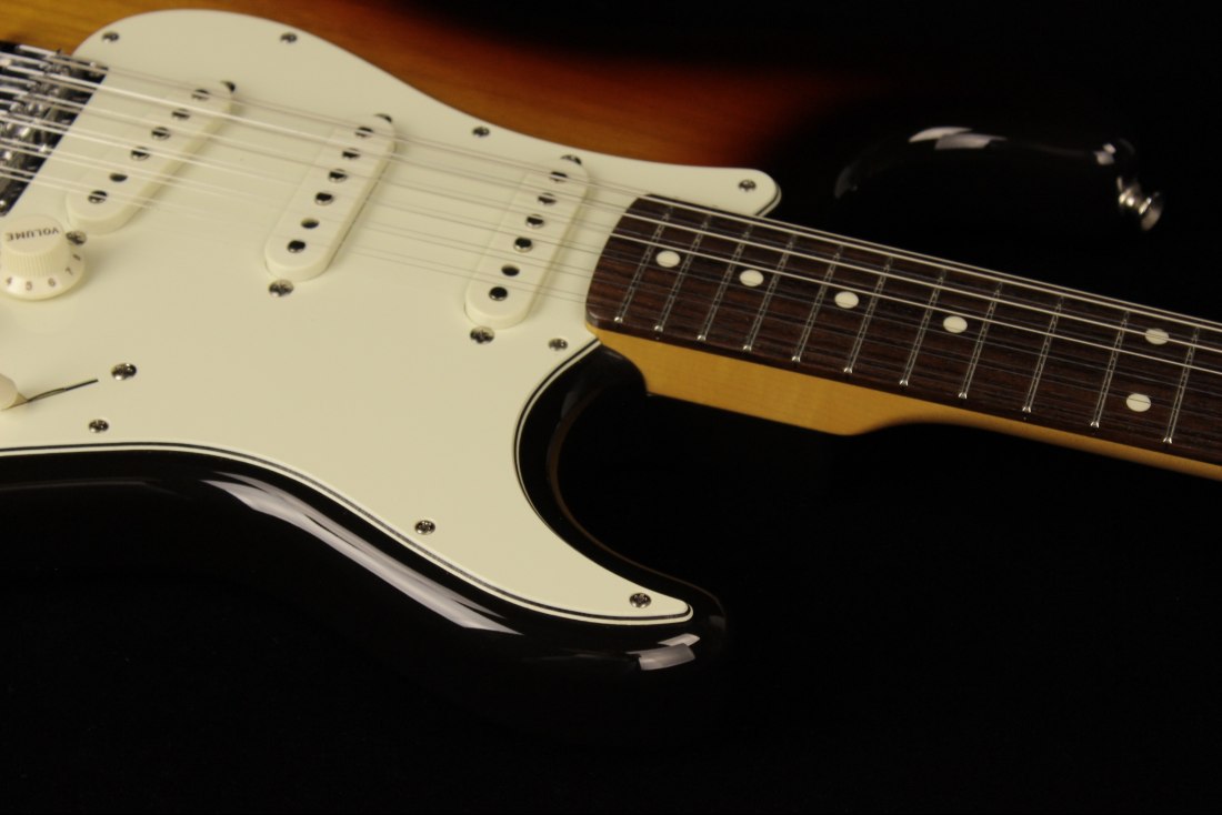 Fender Made in Japan Traditional Stratocaster XII - 3CS