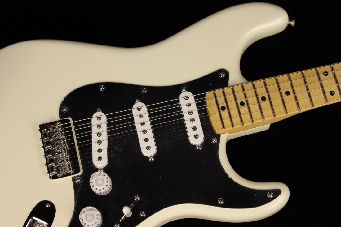 Fender Nile Rodgers Hitmaker Stratocaster