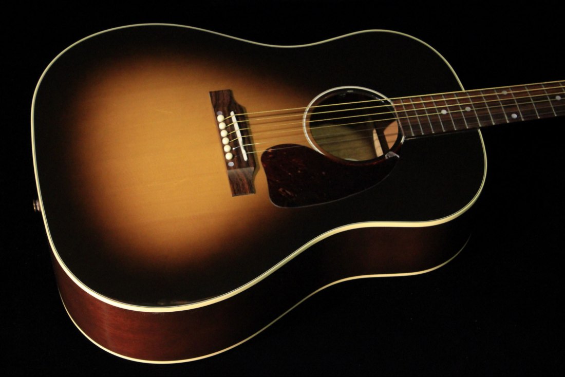 Gibson J-45 Standard